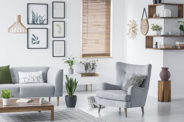 Cost of Wall Decor Hanging in Provo